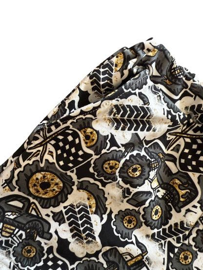 Monster truck shorts with pockets